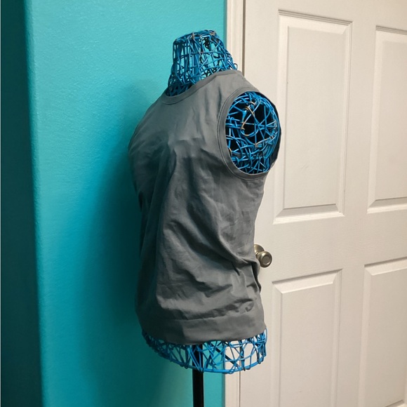 💥PRICE DROP💥 Swiftly Breathe Muscle Tank - Picture 7 of 8